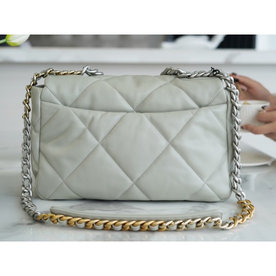 𝗖𝗛𝗔𝗡𝗘𝗟 ❶❾ 𝗕𝗔𝗚 Original lambskin series ❥ Genuine leather ❥ Medium ❥ Light grey