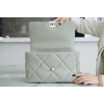 𝗖𝗛𝗔𝗡𝗘𝗟 ❶❾ 𝗕𝗔𝗚 Original lambskin series ❥ Genuine leather ❥ Medium ❥ Light grey