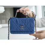 𝗖𝗛𝗔𝗡𝗘𝗟 𝑾𝒐𝒄 Fat Choi bag Original denim denim fabric 𝟮𝟮𝗣 Denim 19woc