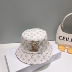 LouisVuitton 😍New LV Bucket Hat
