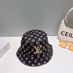 LouisVuitton 😍New LV Bucket Hat