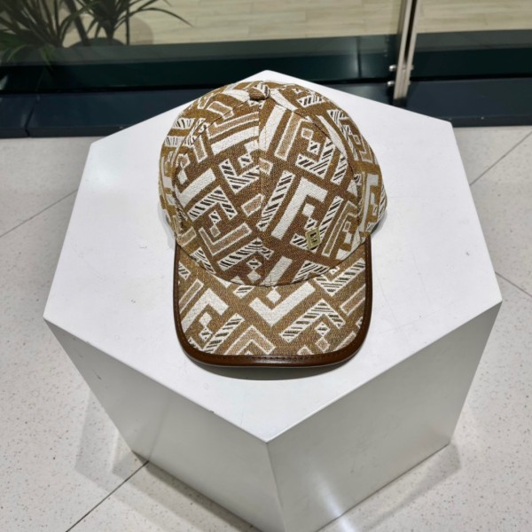 Fendi presbyopia series baseball cap