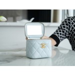 𝗖𝗛𝗔𝗡𝗘𝗟✦ 23s new spring/summer Camellia adjustable buckle small box