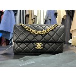 𝗖𝗛𝗔𝗡𝗘𝗟✦ 23p Letter Chain Mouth Flap Bag Genuine Leather