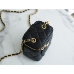 𝗖𝗛𝗔𝗡𝗘𝗟✦Metal Ball Series 𝒎𝒊𝒏𝒊𝒊 Box Bag Black