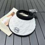 CHANEL empty top hat