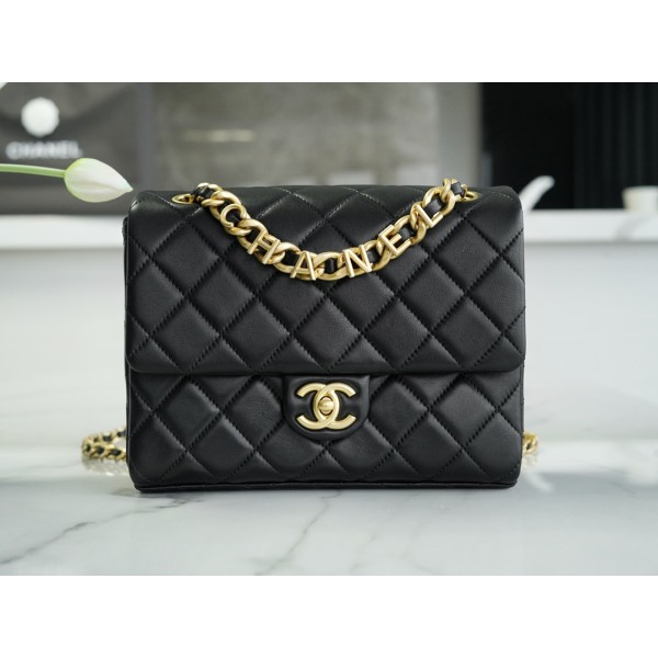 𝗖𝗛𝗔𝗡𝗘𝗟 23P New Letter Chain Flap Bag Black