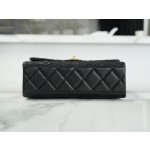 𝗖𝗛𝗔𝗡𝗘𝗟 23P New Letter Chain Flap Bag Black