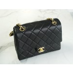 𝗖𝗛𝗔𝗡𝗘𝗟 23P New Letter Chain Flap Bag Black