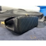 𝗖𝗛𝗔𝗡𝗘𝗟✦ 𝗖𝗹𝗮𝘀𝘀𝗶𝗰 𝗙𝗹𝗮𝗽 23S Camellia Adjustable Buckle CF Small Black Gold