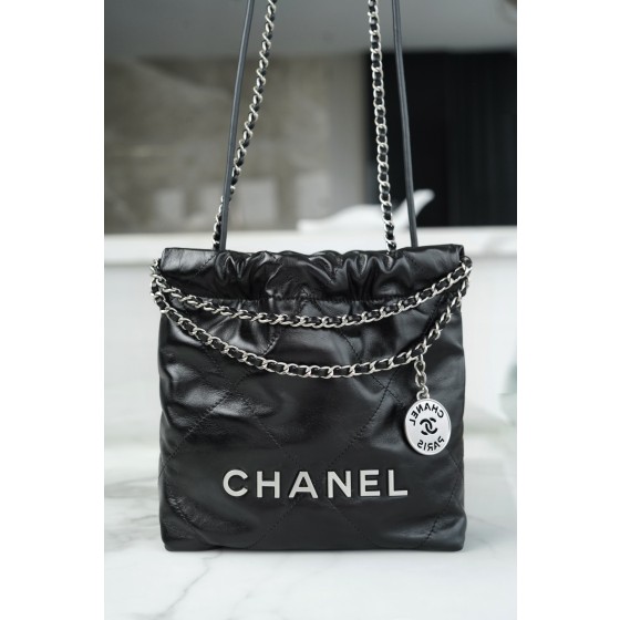 𝗖𝗛𝗔𝗡𝗘𝗟✦ 23S 22Mini bag black and silver