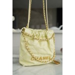 𝗖𝗛𝗔𝗡𝗘𝗟✦ 23S 22Mini bag chick yellow