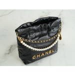 𝗖𝗛𝗔𝗡𝗘𝗟✦ 23S 22Mini pearl chain bag black