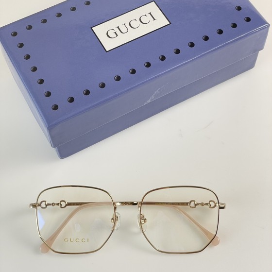 Gucci GG0886O