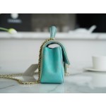 𝗖𝗛𝗔𝗡𝗘𝗟 𝗖𝗹𝗮𝘀𝘀𝗶𝗰 𝗙𝗹𝗮𝗽 2022 Portable ℂ𝔽 𝑀𝑖𝑛𝑖 Gradient green