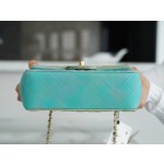 𝗖𝗛𝗔𝗡𝗘𝗟 𝗖𝗹𝗮𝘀𝘀𝗶𝗰 𝗙𝗹𝗮𝗽 2022 Portable ℂ𝔽 𝑀𝑖𝑛𝑖 Gradient green