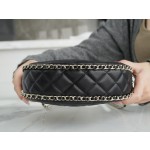 𝗖𝗛𝗔𝗡𝗘𝗟 23p moon/moon bag large black