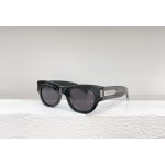 SAINT LAURENT💫💫💫MODEL：SL573