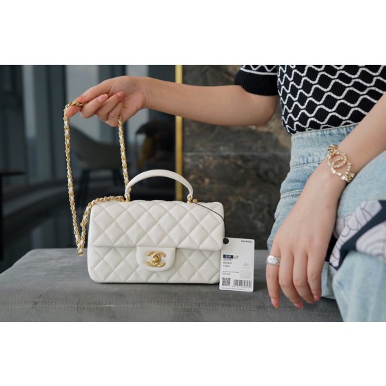 𝗖𝗛𝗔𝗡𝗘𝗟✦𝗖𝗹𝗮𝘀𝘀𝗶𝗰 𝗙𝗹𝗮𝗽 2021 𝗦𝘀 spring and summer new handleℂ𝔽 𝕄𝕚𝕟𝕚 white