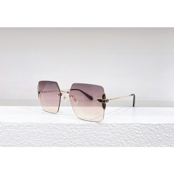 LOUIS VUITTON✨✨✨MODEL：Z1662U