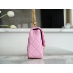 𝗖𝗛𝗔𝗡𝗘𝗟✦𝗖𝗹𝗮𝘀𝘀𝗶𝗰 𝗙𝗹𝗮𝗽 23P Spring/Summer New Love Heart Adjustable Buckle Large Pink