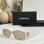 CHANEL  Fragrant Grandma Prism Design Medieval Style C74573S
