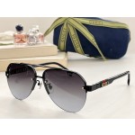 GUCCI Pilot style GG1233