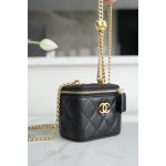 𝗖𝗛𝗔𝗡𝗘𝗟✦ 23P Spring/Summer New Love Adjustment Buckle Small Box