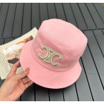 Celine's original single fisherman hat, his sun hat with a large brim