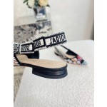 𝐉'𝐀𝐝𝐢𝐨𝐫 ｜𝟐𝟎𝟐𝟑𝐒𝐒/𝐧𝐞𝐰 Printed embroidered high heels