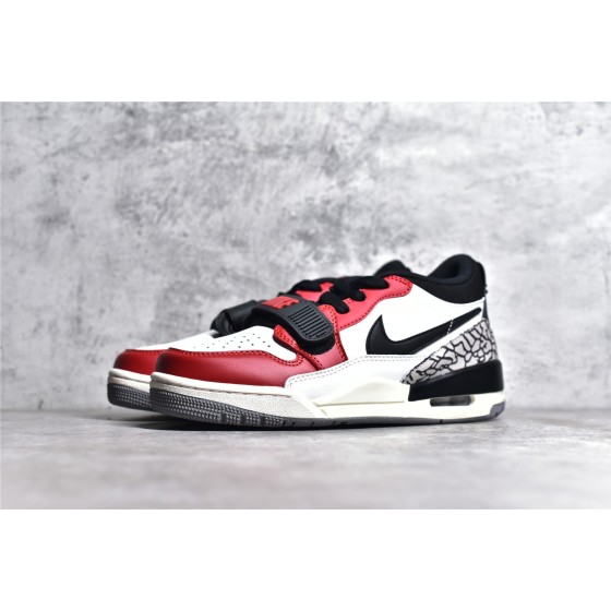 Air Jordan Legacy 312 Low 黑白棕