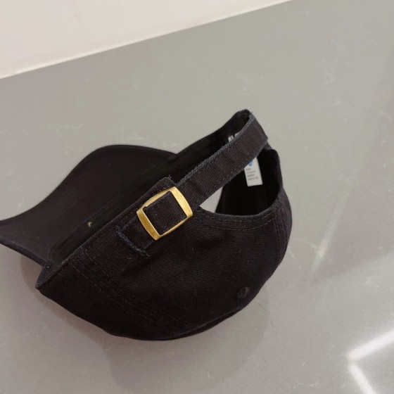 Miu Miu peaked cap, van cloth cap, baseball cap