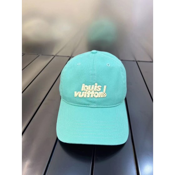 LOUIS VUITTON  baseball cap