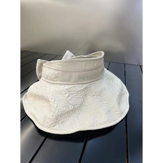 Wang Alexander's new large brim empty top hat