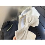 Wang Alexander's new large brim empty top hat