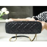 𝗖𝗛𝗔𝗡𝗘𝗟✦23𝑪 Early Spring Resort Collection Original Caviar Ball Material Medium TMC