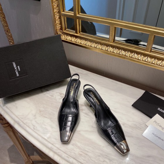 𝙎𝙖𝙞𝙣𝙩 𝙇𝙖𝙪𝙧𝙚𝙣𝙩 | 𝟐𝟎𝟐𝟏/𝐒𝐒 𝐧𝐞𝐰 YSL｜Saint Laurent𝟐𝟎𝟐𝟏 Annual best-selling model Saint Laurent early spring new metal iron head