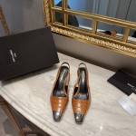 𝙎𝙖𝙞𝙣𝙩 𝙇𝙖𝙪𝙧𝙚𝙣𝙩 | 𝟐𝟎𝟐𝟏/𝐒𝐒 𝐧𝐞𝐰 YSL｜Saint Laurent𝟐𝟎𝟐𝟏 Annual best-selling model Saint Laurent early spring new metal iron head