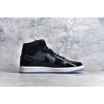 Air Jordan 1 MiD Black