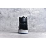 Air Jordan 1 MiD Black