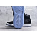 Air Jordan 1 MiD Black