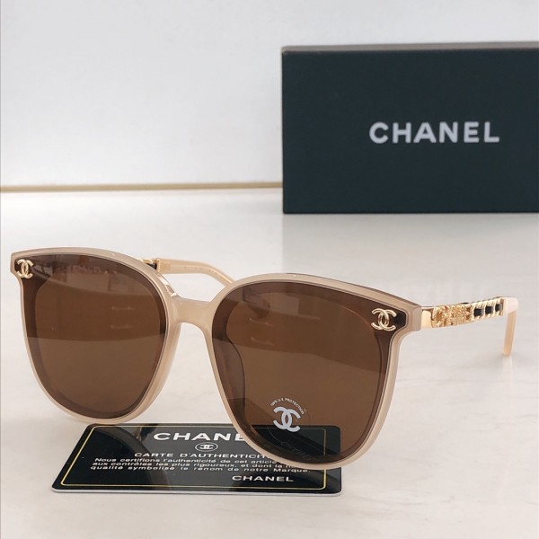 CHANEL MODEL：CH7623