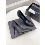𝙎𝙖𝙞𝙣𝙩 𝙇𝙖𝙪𝙧𝙚𝙣𝙩 | 𝟐𝟎𝟐𝟏/𝐒𝐒 𝐧𝐞𝐰 YSL｜Roland 2022/fw early spring new baked high heels