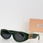 MIU MIU MODEL：MU11WS