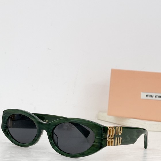 MIU MIU MODEL：MU11WS