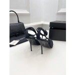 𝙎𝙖𝙞𝙣𝙩 𝙇𝙖𝙪𝙧𝙚𝙣𝙩 | 𝟐𝟎𝟐𝟏/𝐒𝐒 𝐧𝐞𝐰 YSL｜Roland 2022/fw early spring new baked high heels
