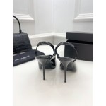 𝙎𝙖𝙞𝙣𝙩 𝙇𝙖𝙪𝙧𝙚𝙣𝙩 | 𝟐𝟎𝟐𝟏/𝐒𝐒 𝐧𝐞𝐰 YSL｜Roland 2022/fw early spring new baked high heels