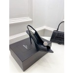 𝙎𝙖𝙞𝙣𝙩 𝙇𝙖𝙪𝙧𝙚𝙣𝙩 | 𝟐𝟎𝟐𝟏/𝐒𝐒 𝐧𝐞𝐰 YSL｜Roland 2022/fw early spring new baked high heels