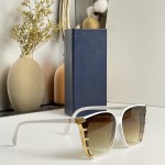 LOUIS VUITTON MODEL：Z1589