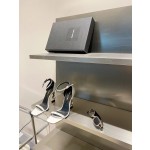 𝙎𝙖𝙞𝙣𝙩 𝙇𝙖𝙪𝙧𝙚𝙣𝙩 | 𝟐𝟎𝟐𝟏/𝐒𝐒 𝐧𝐞𝐰 YSL｜A beautiful classic Alphabet high-heeled sandals